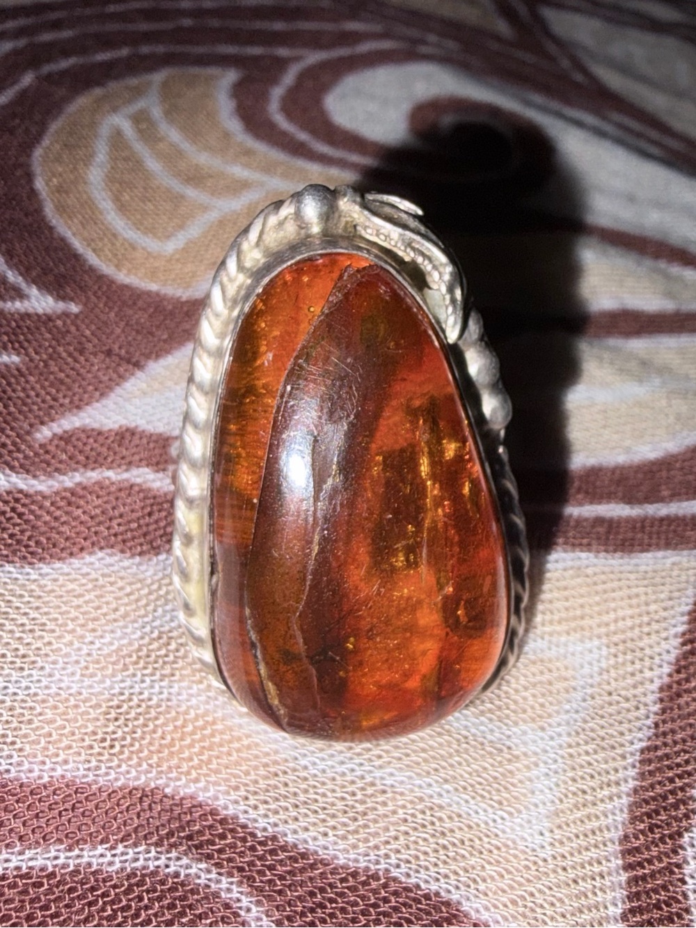 Native American crafted Solid Silver & Amber Ring – Size 8